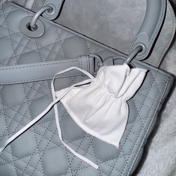 Lady Dior Gray Matte - Picture 7 of 12